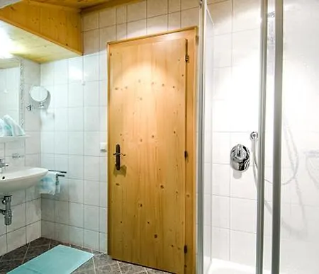 Hof Am Arlberg - Familie Walter Apartment *